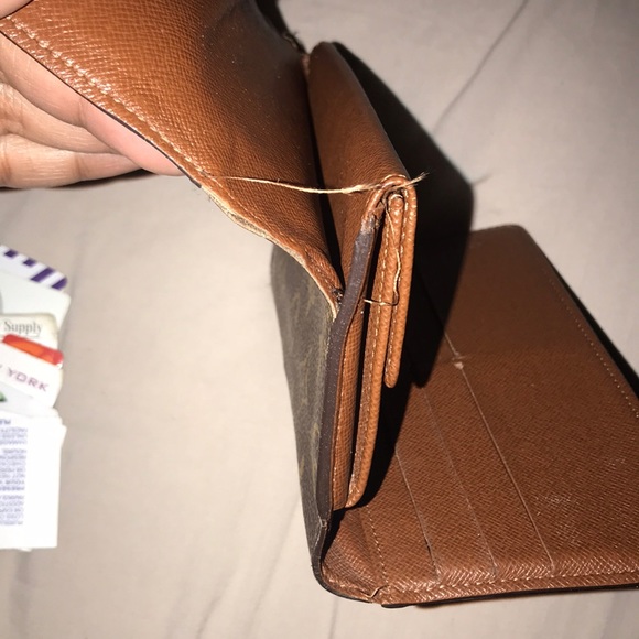 Louis Vuitton long wallet - Picture 3 of 7